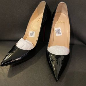 CHRISTIAN LOUBOUTIN
So Kate Patent Pointed-Toe Red Sole Pump